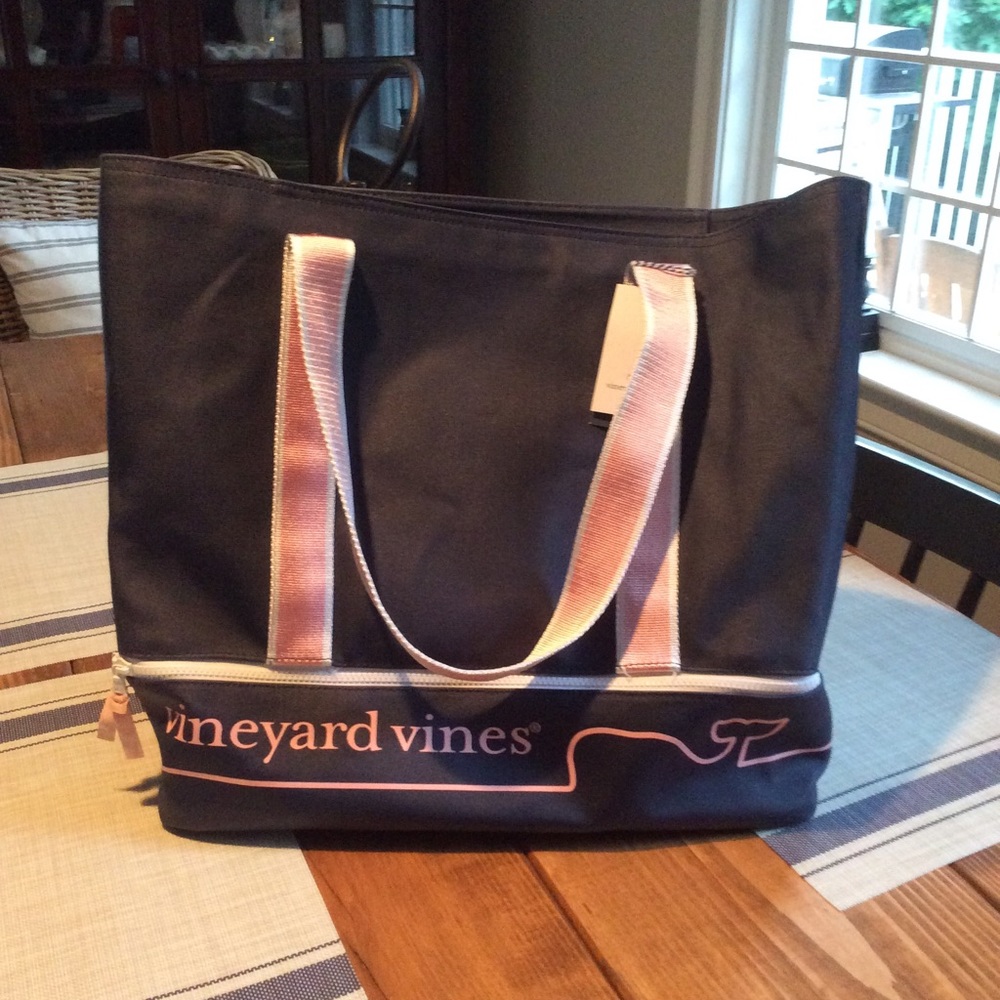 Vineyard Vines Navy/Pink Tote or Beach Bag